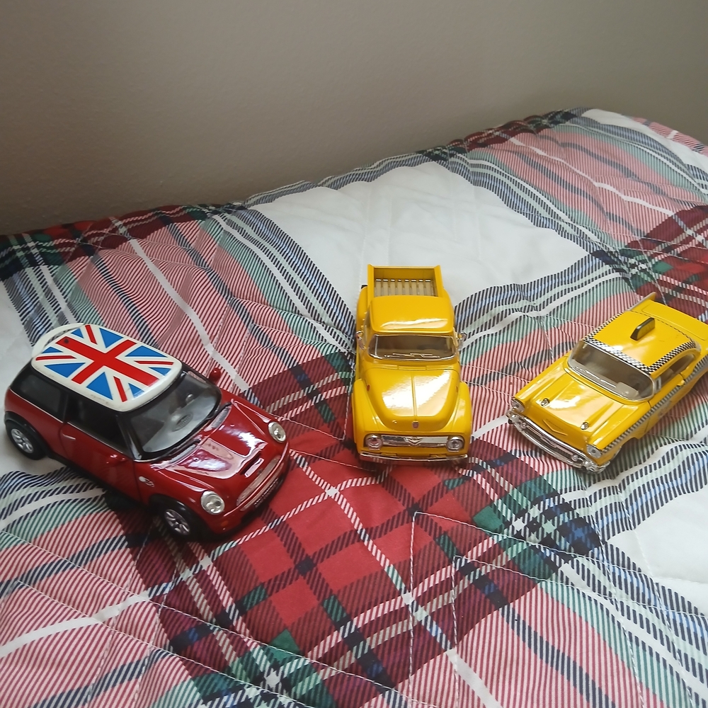 Mini Cooper Diecast Toy Car Set - Red and Yellow